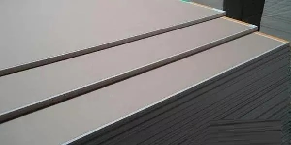 輕鋼別墅需要用到的主要材料以及常用規(guī)格(圖9) 輕鋼別墅硅酸鈣板