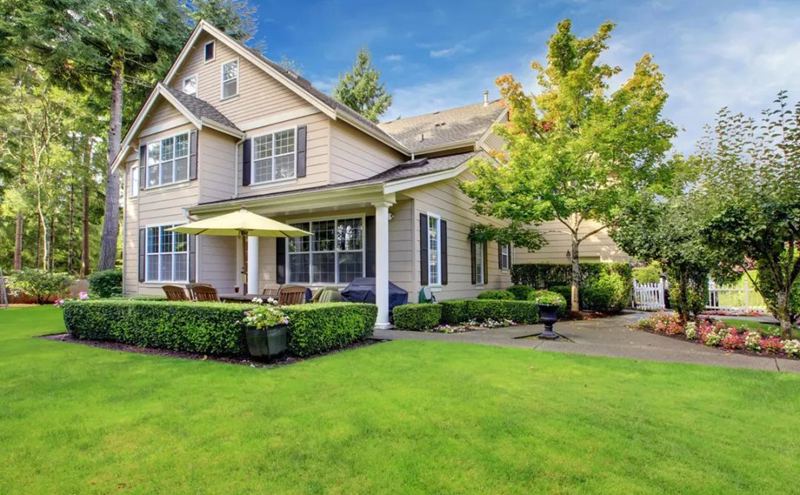 自建房到底用輕鋼or鋼筋混泥土結構or木質結構(圖1) 睿婕輕鋼別墅