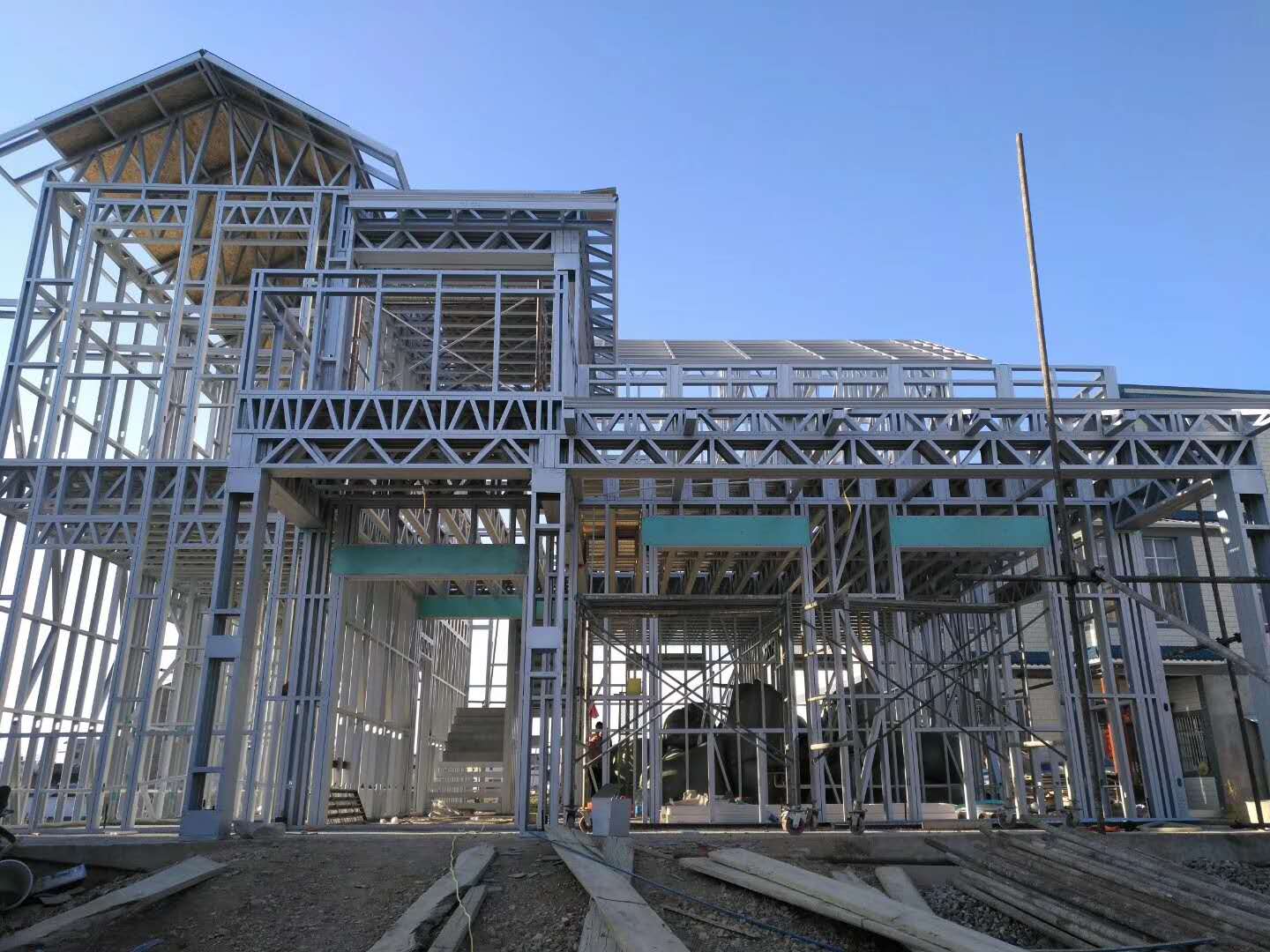 輕鋼房屋和框架結構房屋的區別：選擇適合您的理想居所